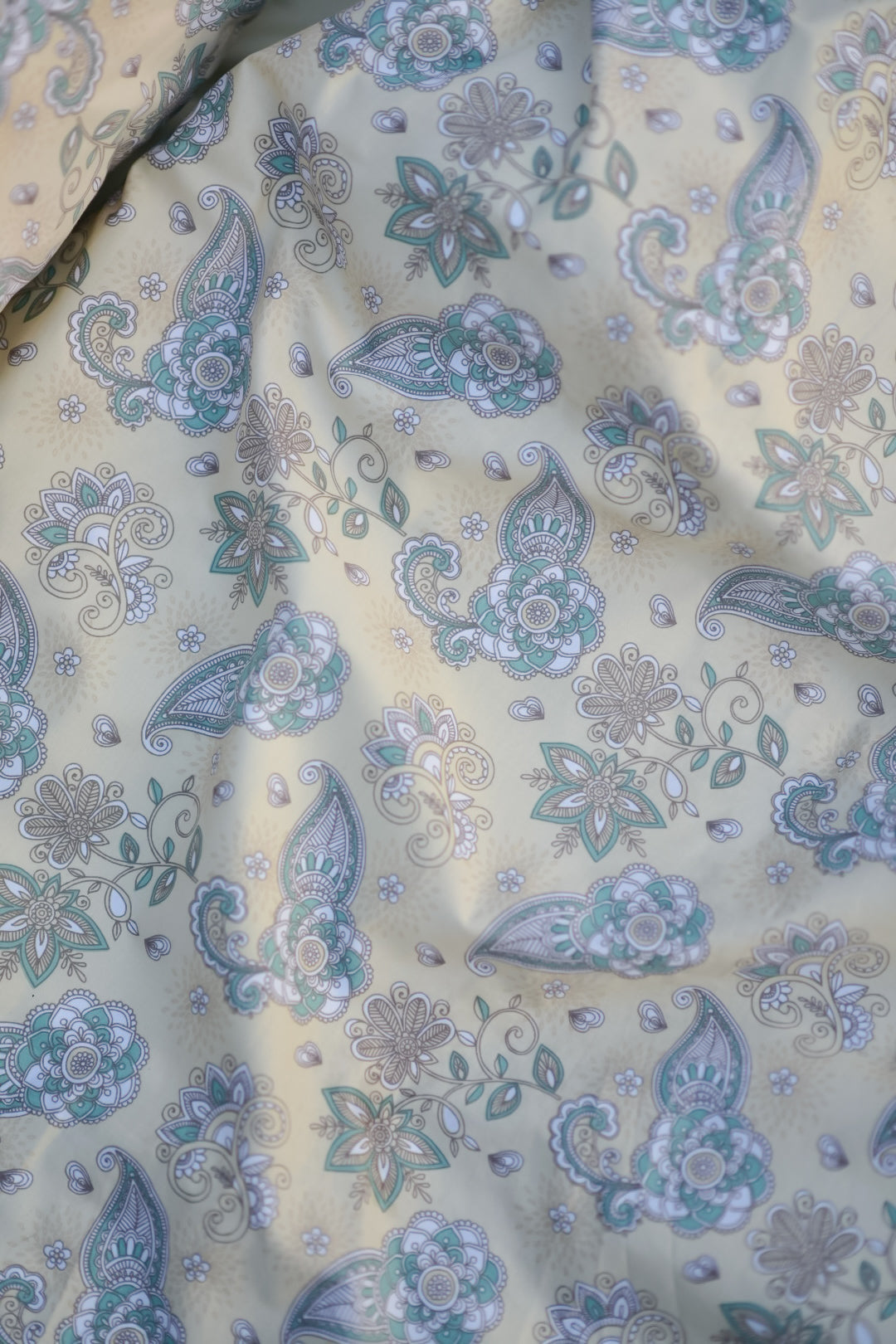 Lemon paisley