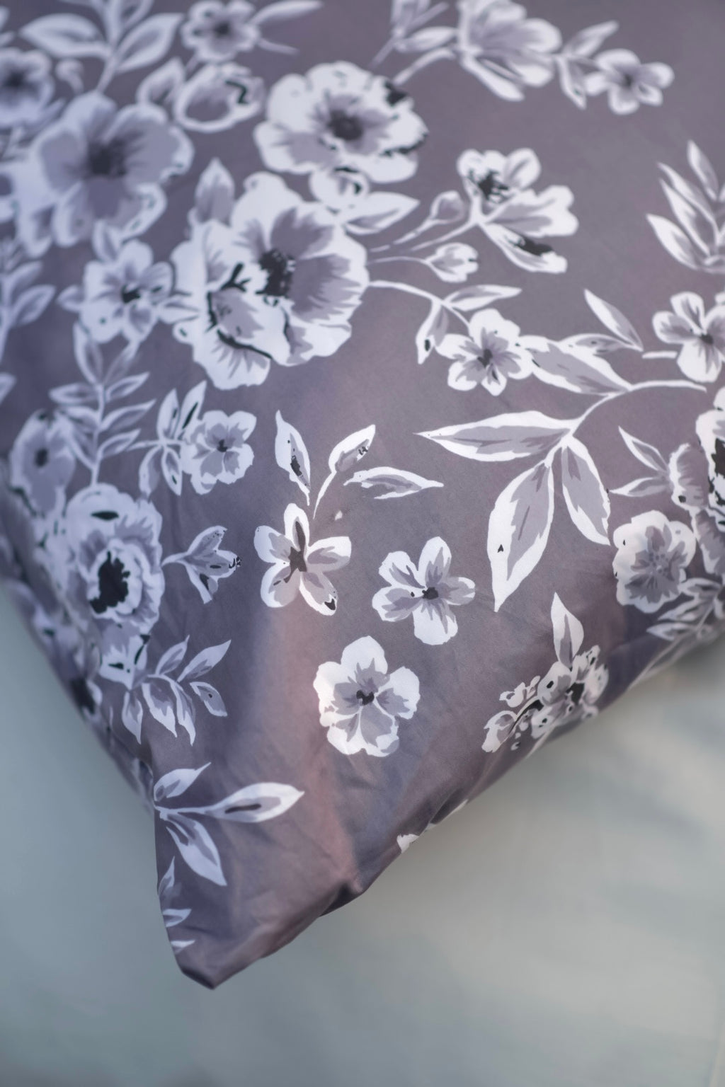 Twilight bloom- 7 piece duvet cover set