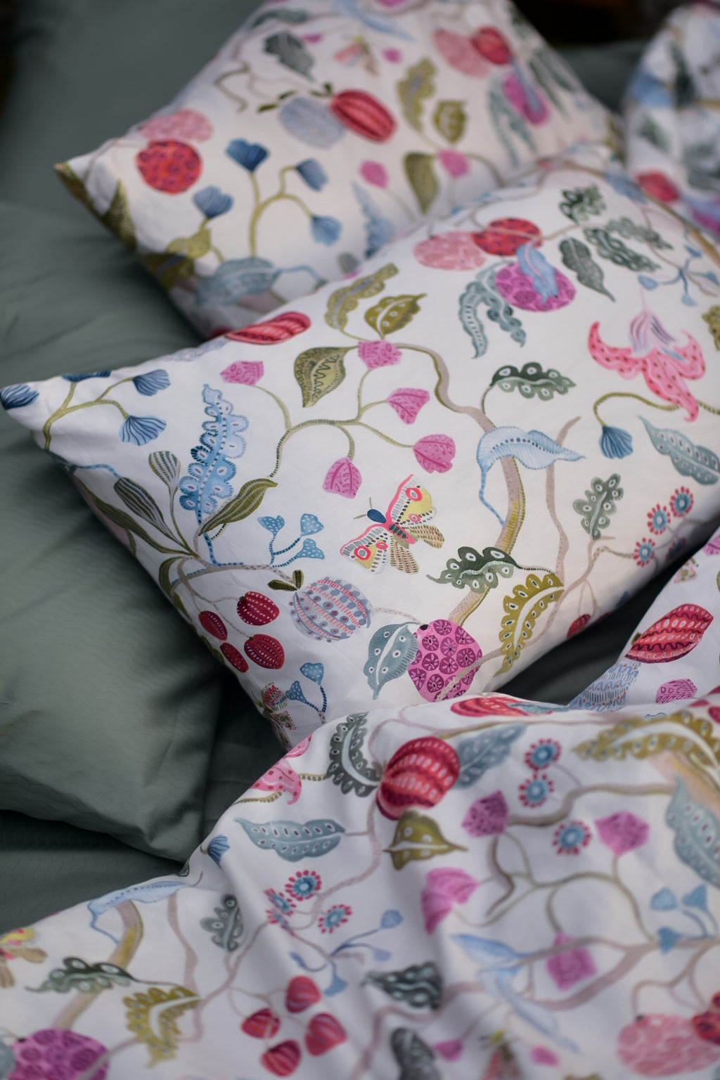 Meadow Mosaic - 7 piece Comforter set
